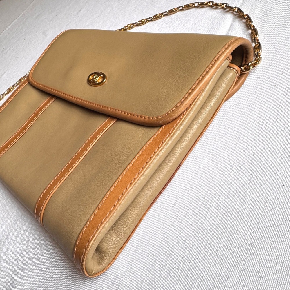 Vintage Celine Paris Triomphe Leather Chain Crossbody Tan Gold Hardware Flap - Picture 6 of 10